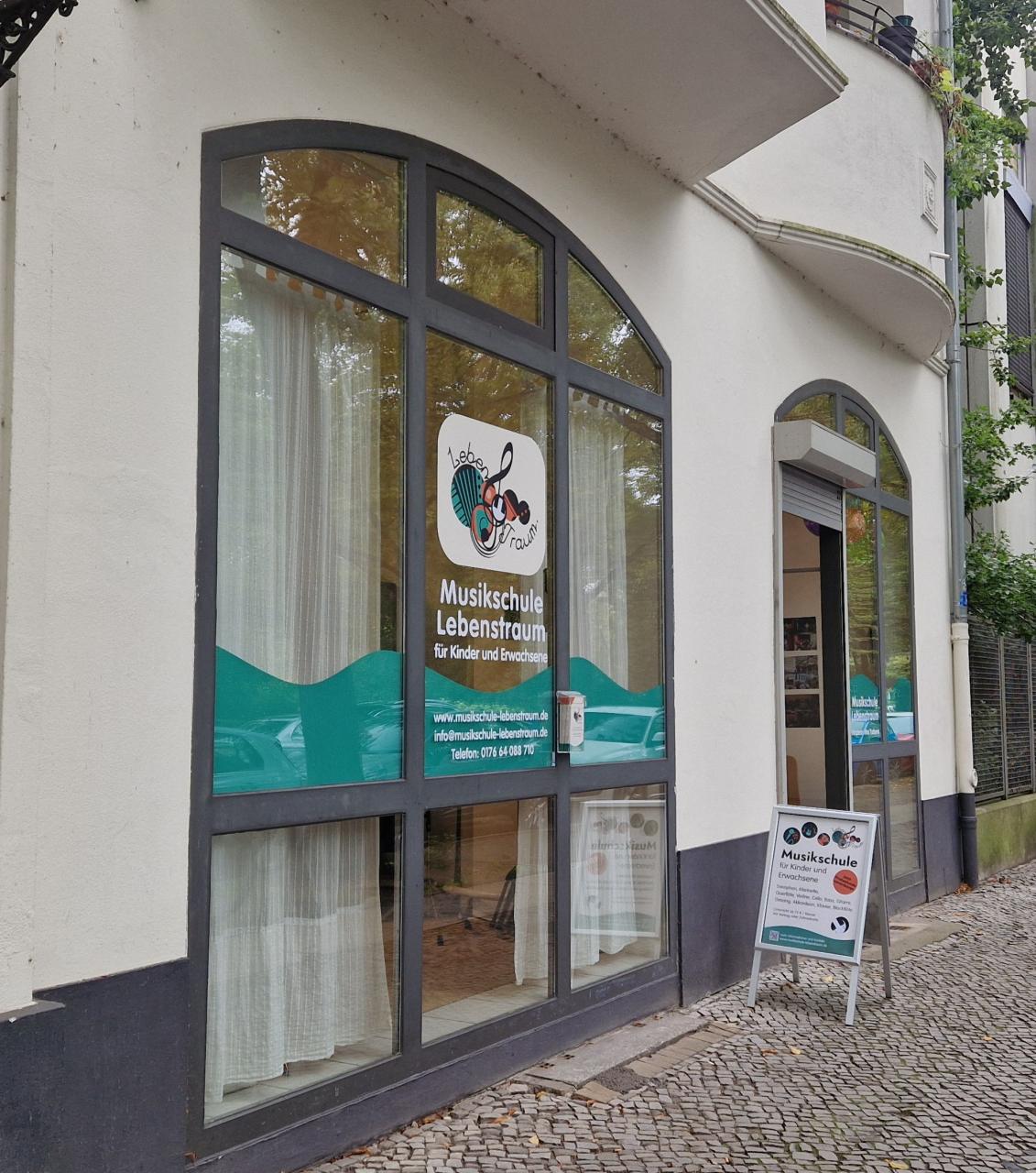 Musikschule Lebenstraum Ansicht von draußen