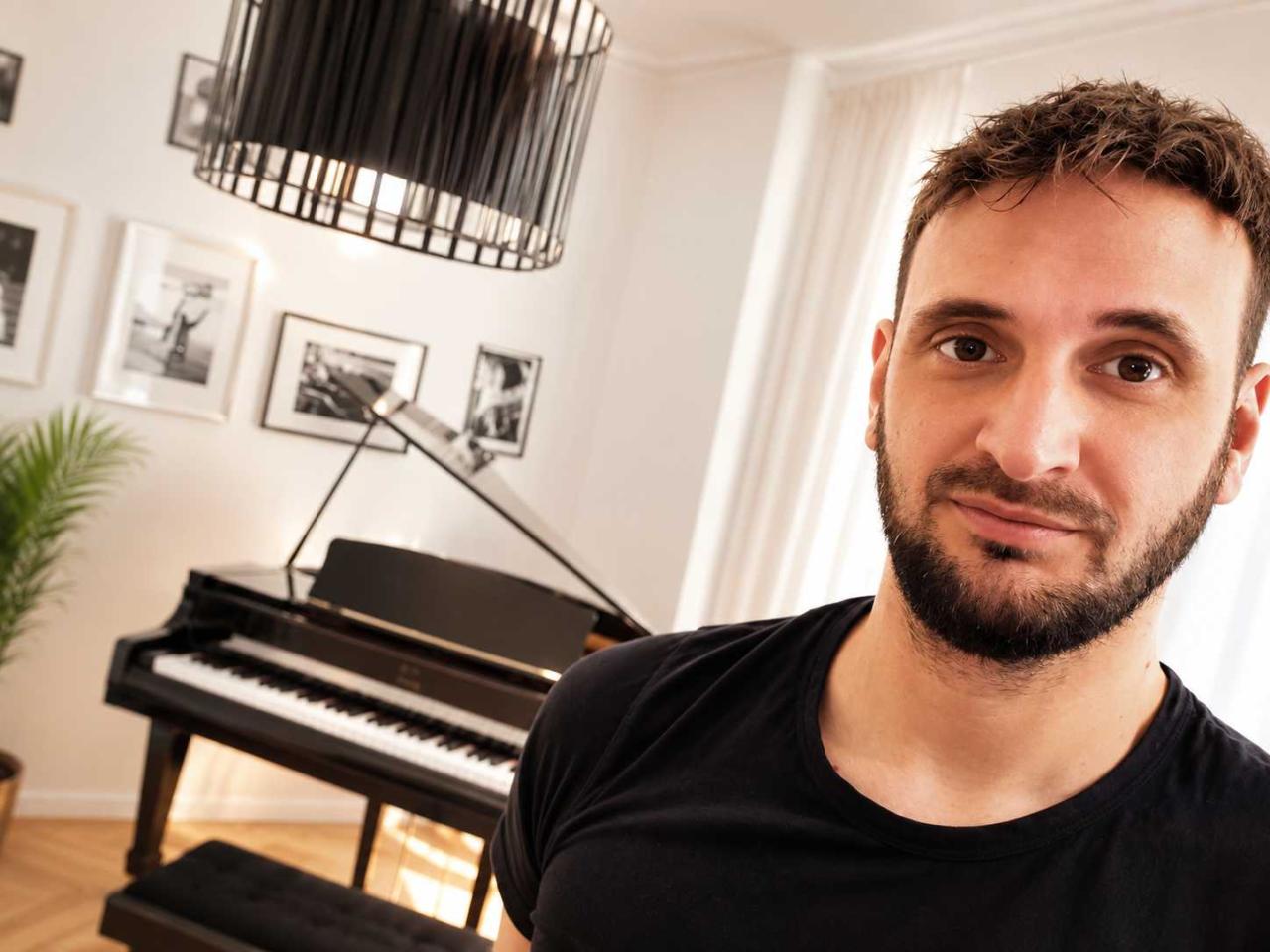 Dominik Schulte im Studio in der Johanniterstraße