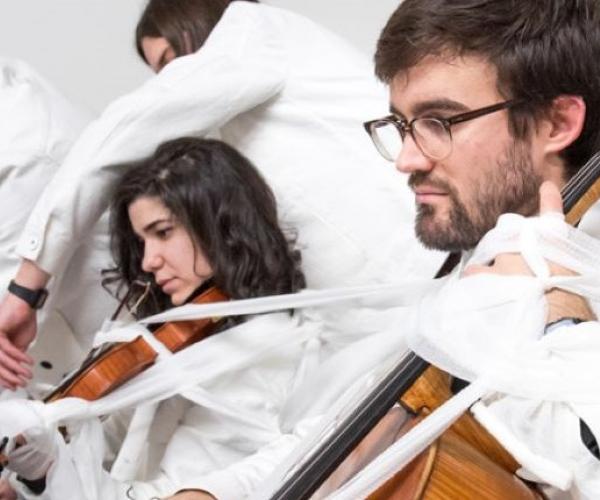 Performance von KUNSTHALLE FOR MUSIC Foto von Performance der KUNSTHALLE FOR MUSIC