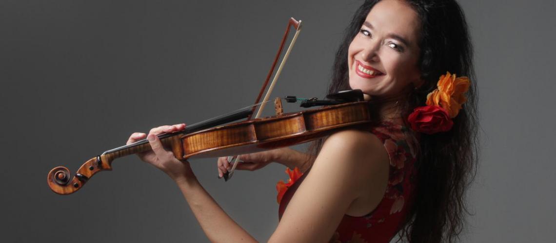 Konzert-Geigerin, Diplom-Musikpädagoge Foto von Natascha Akinschin
