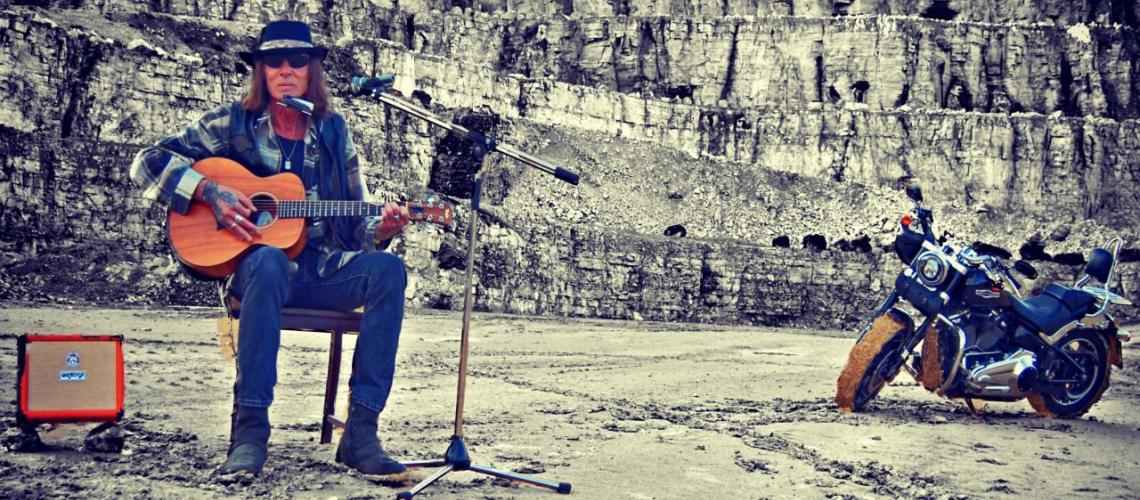 Ragpicker Hacky Moon