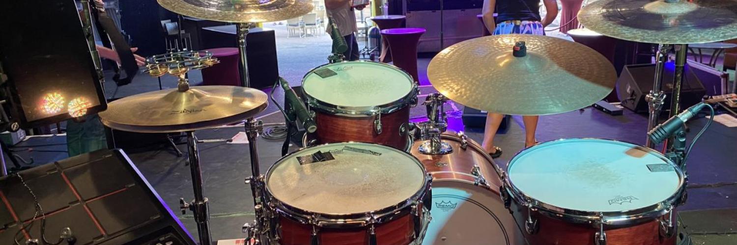 Drums live