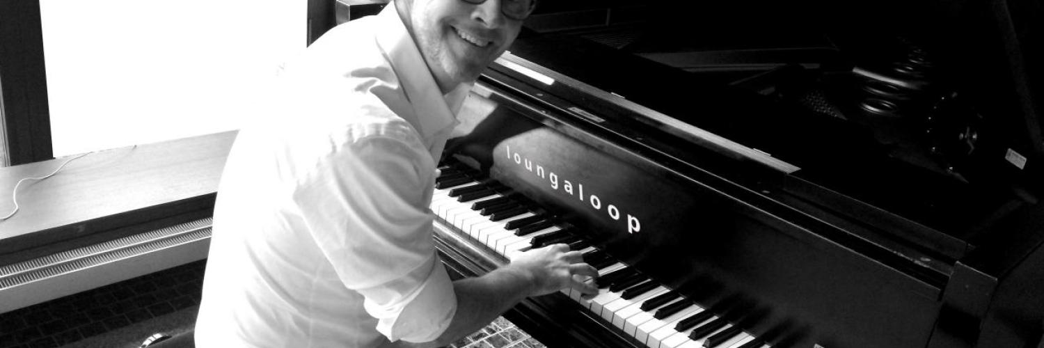 Lerne frei am Klavier zu spielen