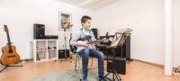 Gitarrenunterricht für akustische und E-Gitarre in der Musikwerkstatt Weingarten